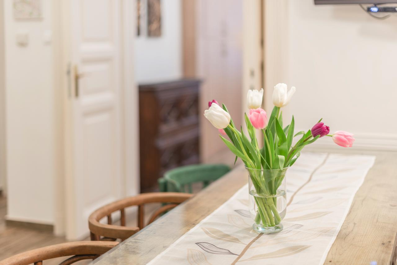 Family And Friends Apartment ブダペスト エクステリア 写真
